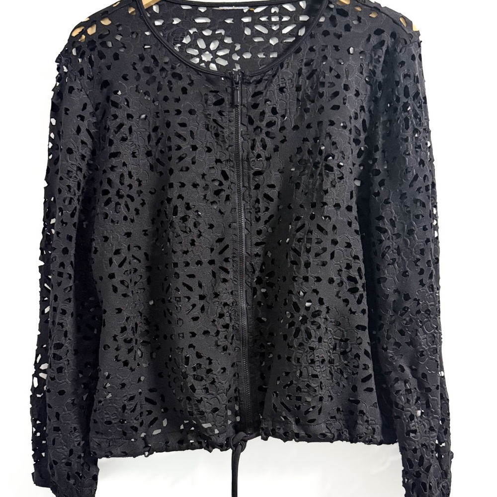 Black Floral Cutwork Zip Jacket Women’s M Lightweight Cropped Layer